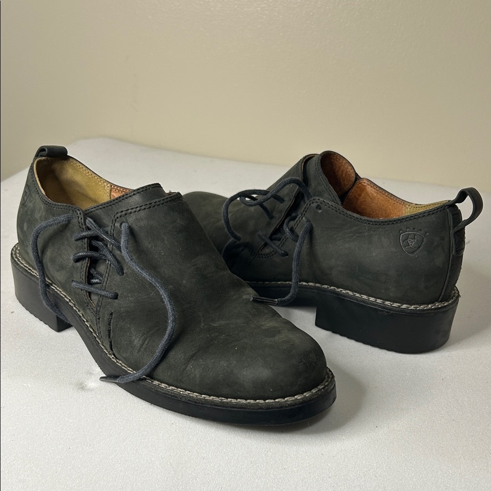 Women’s Leather Ariat  Wicklow Side Oxfords Size 6B